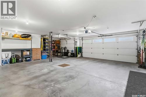 338 Laurier Crescent, North Saskatchewan River, SK - Indoor Photo Showing Garage