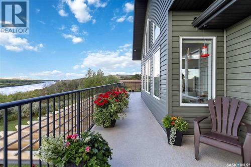 338 Laurier Crescent, North Saskatchewan River, SK - Outdoor With Exterior