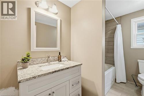 46 Andrews Drive, Drayton, ON - Indoor Photo Showing Bathroom