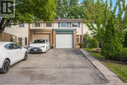 140 RIPLEY Court Unit# 4 Oakville, ON L6H 1H1