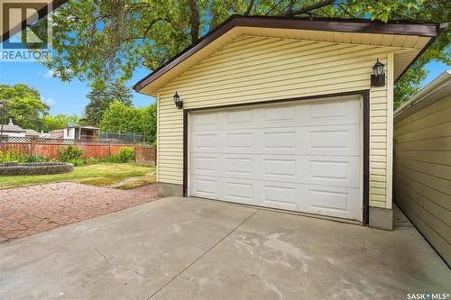 219 Cambridge Avenue, Regina, SK - Outdoor With Exterior