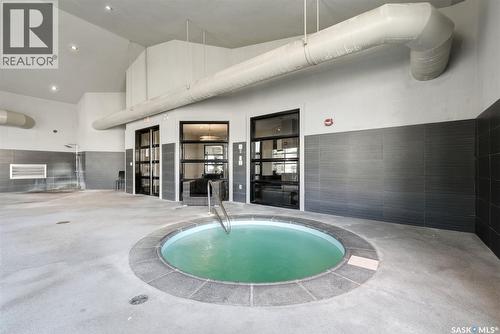 205 1610 Dakota Drive, Regina, SK - Indoor