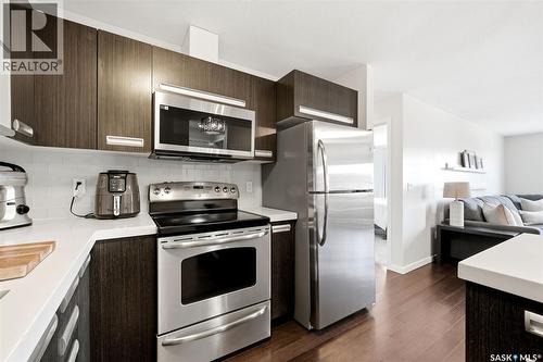205 1610 Dakota Drive, Regina, SK - Indoor Photo Showing Kitchen