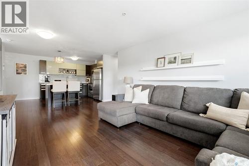 205 1610 Dakota Drive, Regina, SK - Indoor Photo Showing Living Room