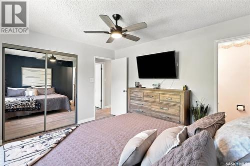 94 Dale Crescent, Regina, SK - Indoor Photo Showing Bedroom