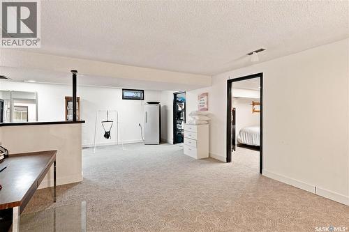 94 Dale Crescent, Regina, SK - Indoor