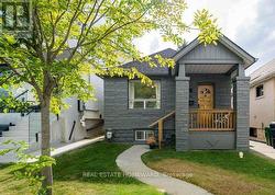 94 WILEY AVENUE Toronto, ON M4J 3W6