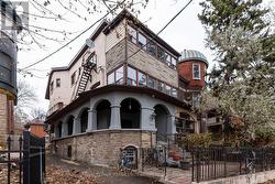 101 - 1530 KING STREET W  Toronto, ON M6K 1J6