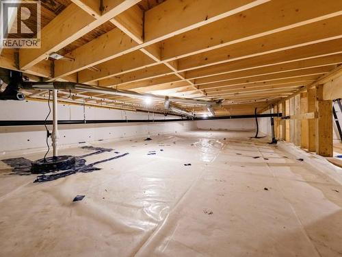 20 Quick Street, Whitehorse, YT - Indoor Photo Showing Garage