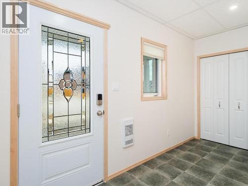 20 Quick Street, Whitehorse, YT - Indoor Photo Showing Other Room