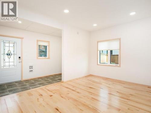20 Quick Street, Whitehorse, YT - Indoor Photo Showing Other Room