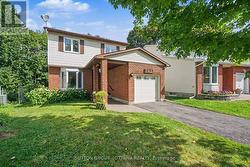 792 HARLEQUIN CRESCENT Ottawa, ON K1E 2P3
