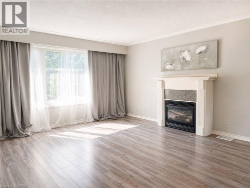580 FOREST HILL Drive Unit# Upper , Kitchener, Ontario N2M 4H7 3