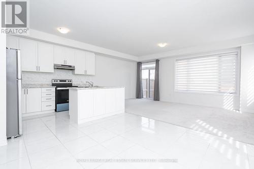 72 - 166 Deerpath Drive, Guelph, ON - Indoor Photo Showing Kitchen