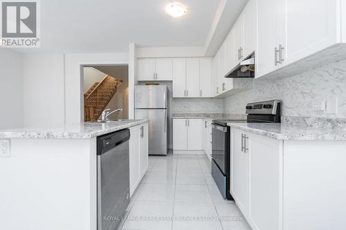 72 - 166 Deerpath Drive, Guelph, ON - Indoor Photo Showing Kitchen With Stainless Steel Kitchen With Upgraded Kitchen