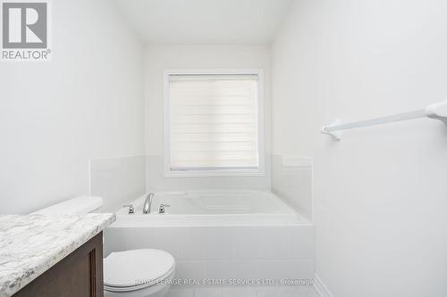72 - 166 Deerpath Drive, Guelph, ON - Indoor Photo Showing Bathroom