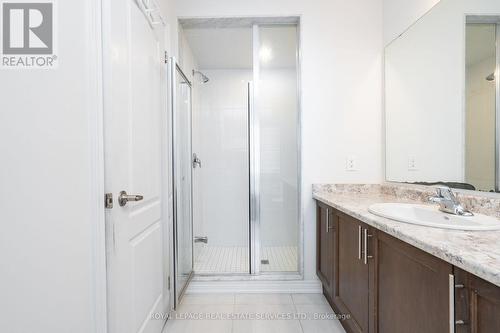 72 - 166 Deerpath Drive, Guelph, ON - Indoor Photo Showing Bathroom