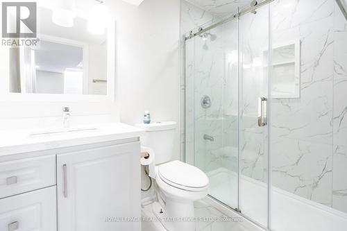 72 - 166 Deerpath Drive, Guelph, ON - Indoor Photo Showing Bathroom