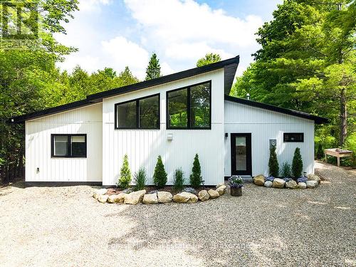 149 SIR WILLIAM'S LANE  Grey Highlands, ON N0C 1E0