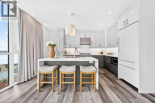 2007 James Street Unit# 2002, Burlington, ON - Indoor