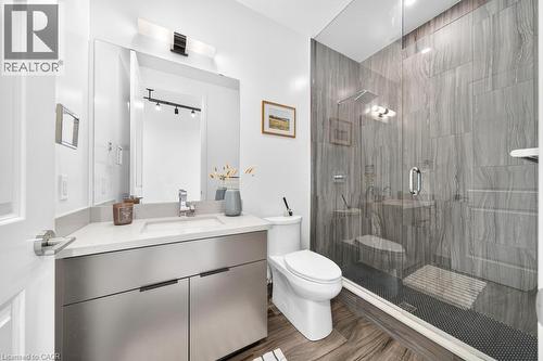 2007 James Street Unit# 2002, Burlington, ON - Indoor Photo Showing Bathroom