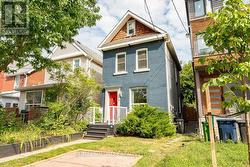 38 BOULTBEE AVENUE  Toronto, ON M4J 1A8