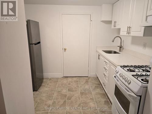 BASEMENT 1 BR - 6 ARROWSTOOK ROAD , Toronto, Ontario M2K 1J9 2