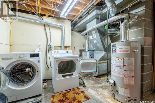 60 Dunning Crescent, Regina, SK - Indoor Photo Showing Laundry Room
