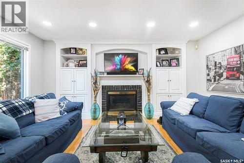 114 Mcfarland Place, Saskatoon, SK - Indoor Photo Showing Living Room With Fireplace