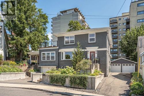 111 Ivy Crescent, Ottawa, ON - Outdoor With Balcony With Facade