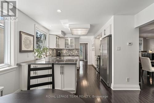 111 Ivy Crescent, Ottawa, ON - Indoor