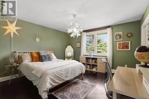 1449 Truscott Drive, Mississauga, ON - Indoor Photo Showing Bedroom