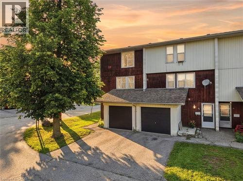 135 CHALMERS Street S Unit# 93  Cambridge, ON N1R 6M2