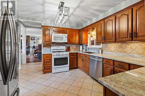 1470 Killaly Street E, Port Colborne (Sherkston), ON - Indoor Photo Showing Kitchen