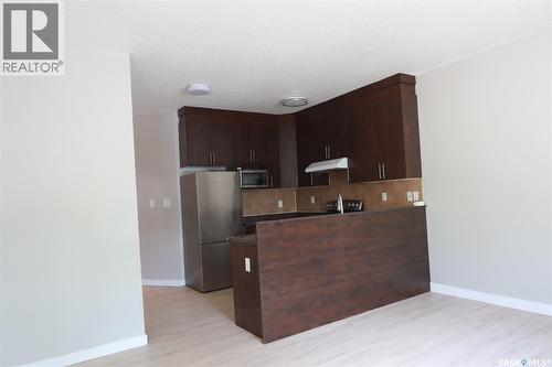 741 Garnet Street, Regina, SK - Indoor Photo Showing Kitchen