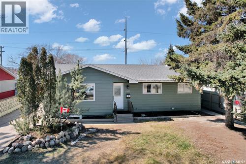 2406 Preston Avenue S, Saskatoon, SK - Outdoor