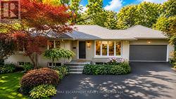 1239 BALDWIN DRIVE Oakville, ON L6J 2W4