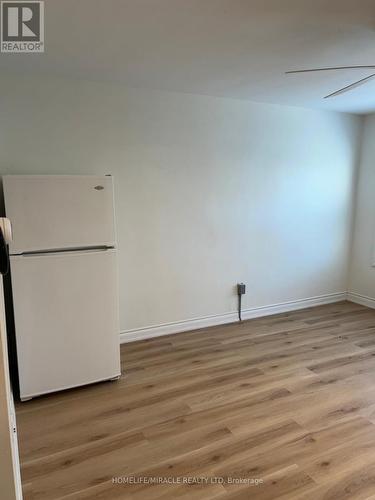 UNIT A - 29 ALBERT STREET W , Thorold, Ontario L2V 2G2 4