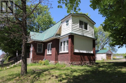 344 Wellington ST , Sault Ste. Marie, Ontario P6A 2L9 4