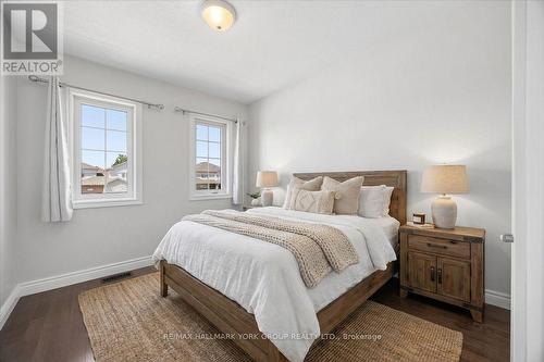 132 Banting Crescent, Essa, ON - Indoor Photo Showing Bedroom