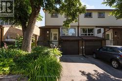 B1 - 63 FERRIS LANE Barrie, ON L4M 5C4