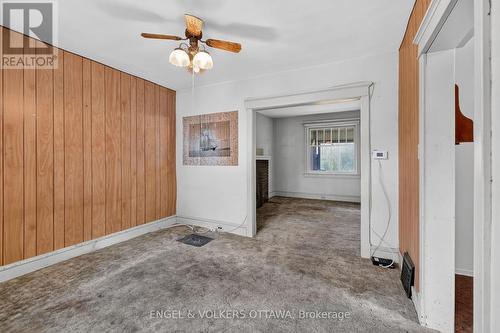 9 Geneva Street, Ottawa, ON - Indoor Photo Showing Other Room