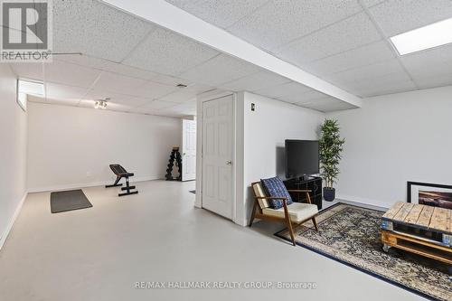 95 College Circle, Ottawa, ON - Indoor