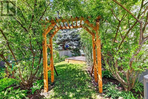95 College Circle, Ottawa, ON - Outdoor
