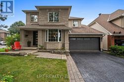 15 SPALDING AVENUE  Ottawa, ON K2K 3B2