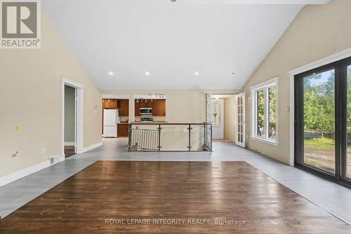 357 Bayview Drive, Ottawa, ON - Indoor