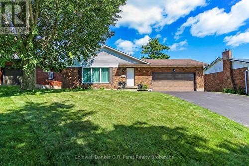 28 WOODCOCK DRIVE  Tillsonburg, ON N4G 4M2
