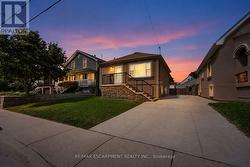 105 MUNN STREET  Hamilton, ON L8V 1K5