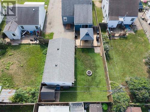 77 Eighth Avenue, Brantford, ON - Outdoor