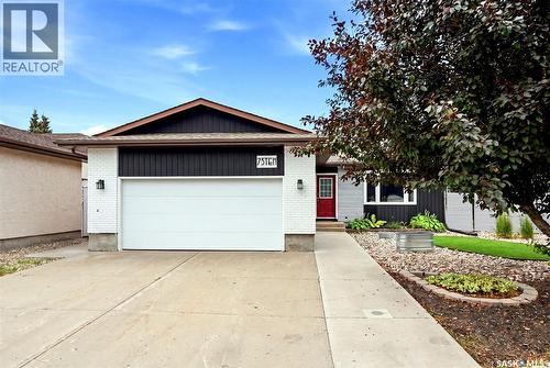 7310 Cribbs Bay, Regina, SK - Outdoor